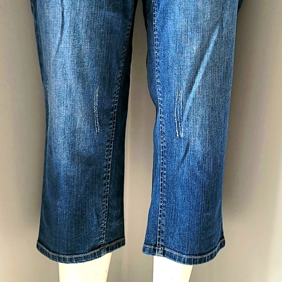 Allen B Capri Jeans Distressed Size 12 - Picture 4 of 11
